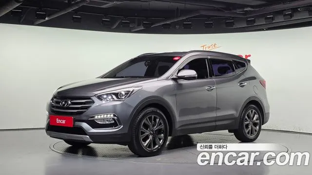 Hyundai Santafe 2016 — photo 1