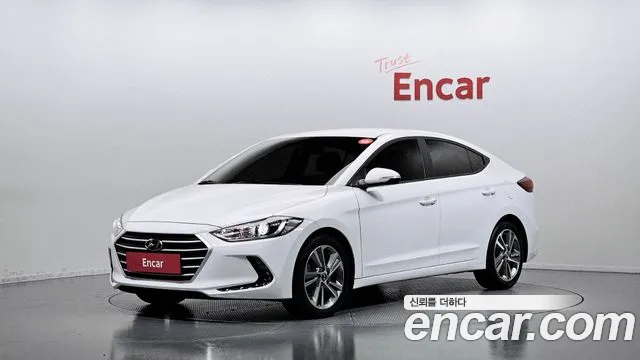 Hyundai AVANTE 2018 — photo 1