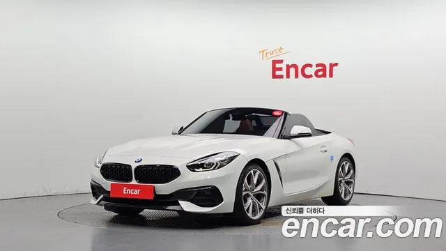 BMW Z4 2022 — photo 1