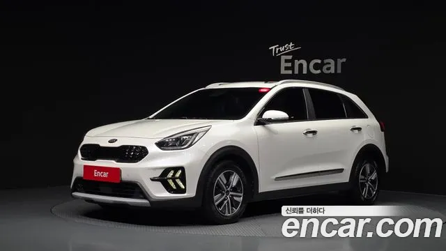 Kia Niro 2020 — photo 1