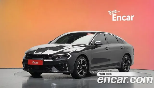 Kia K5 2024 — photo 1