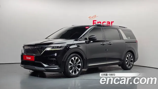 Kia Canival 2022 — photo 1