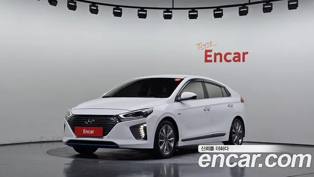 Hyundai Ioniq 2016 — photo 1
