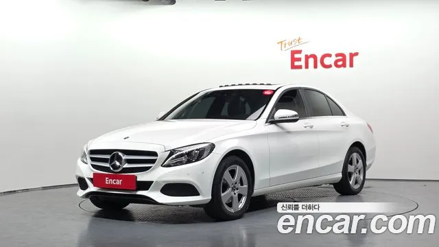 Mercedes-Benz C-Class 2018 — photo 1