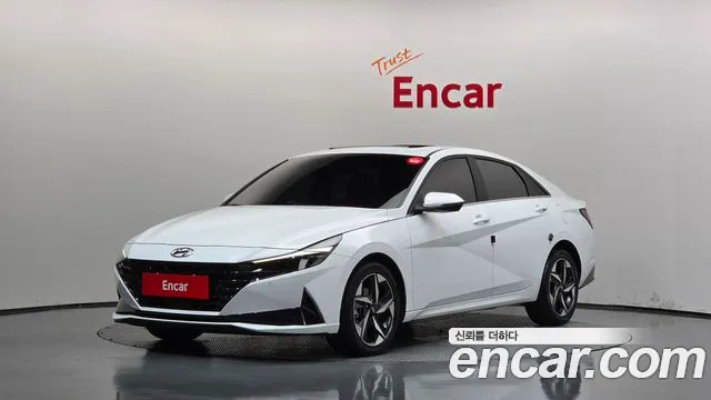 Hyundai AVANTE 2023 — photo 1