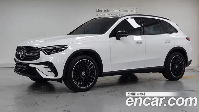 Mercedes-Benz GLC-Class 2026 — photo 1