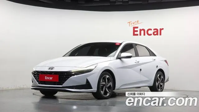 Hyundai AVANTE 2021 — photo 1