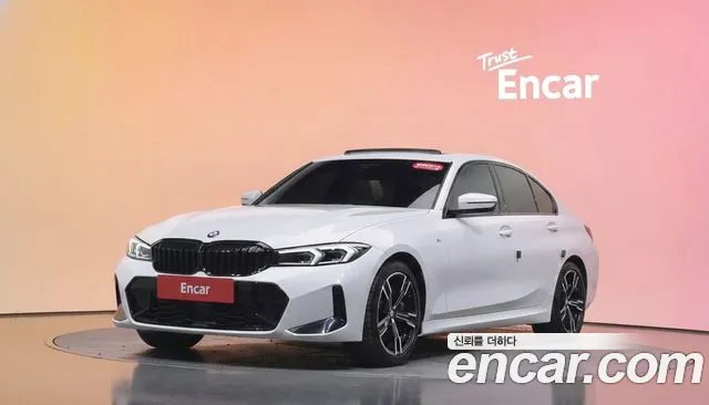 BMW 3-Series 2023 — photo 1