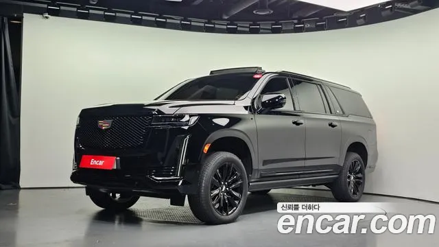 Cadillac Escalade 2024 — photo 1