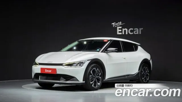 Kia EV6 2023 — photo 1