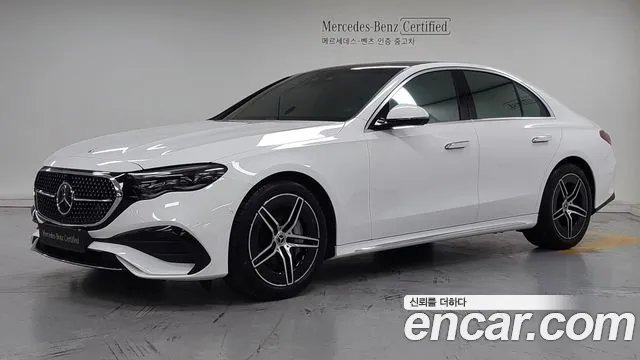 Mercedes-Benz E-Class 2026 — photo 1