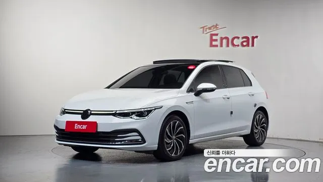Volkswagen Golf 2023 — photo 1