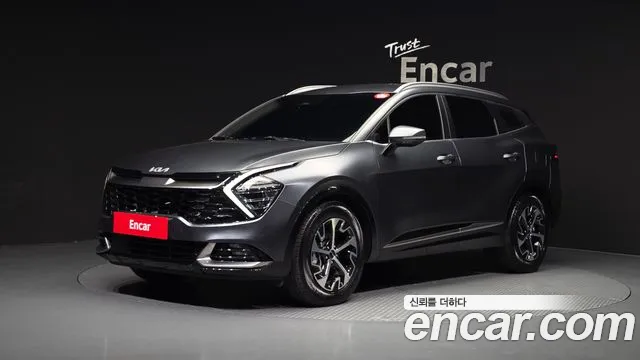 Kia Sportage 2022 — photo 1