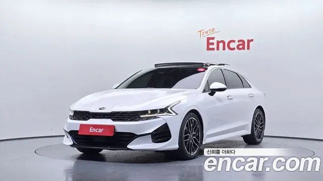 Kia K5 2020 — photo 1