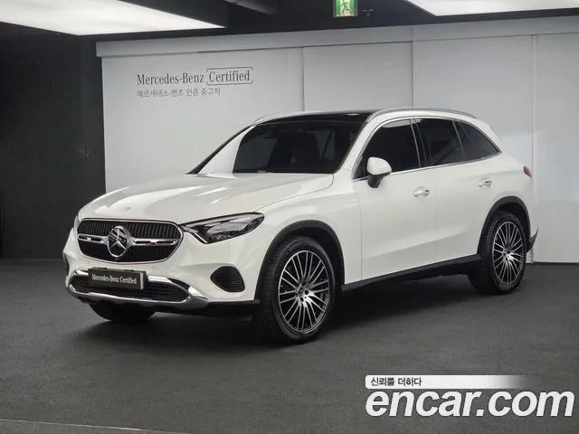 Mercedes-Benz GLC-Class 2026 — photo 1