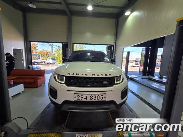 Land Rover Range Rover Evoque 2018 — photo 1