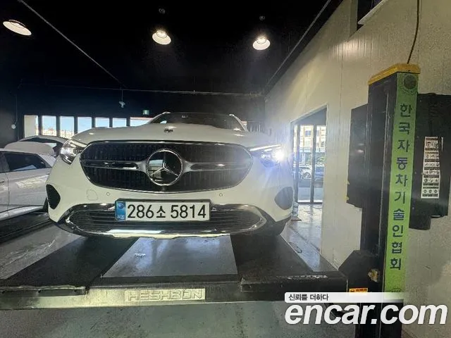 Mercedes-Benz GLC-Class 2026 — photo 1