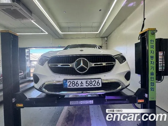 Mercedes-Benz GLC-Class 2026 — photo 1