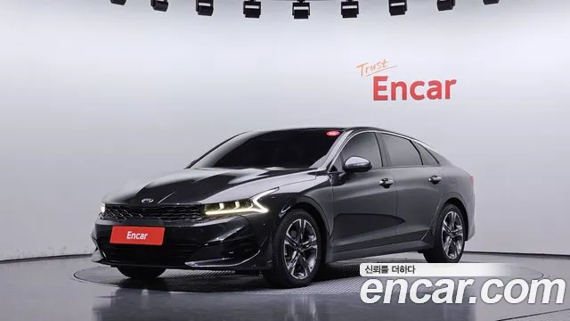 Kia K5 2020 — photo 1