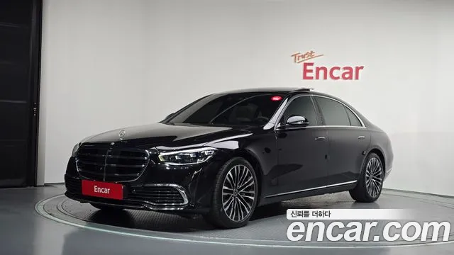 Mercedes-Benz S-Class 2022 — photo 1