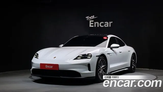 Porsche Taycan 2025 — photo 1