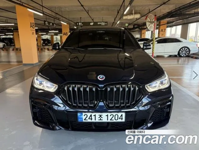 BMW X6 2023 — photo 1