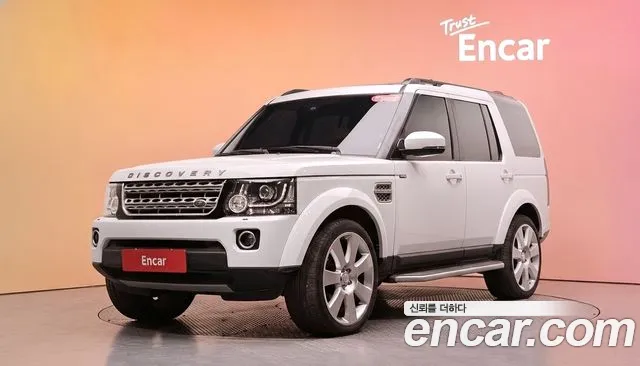 Land Rover Discovery 2016 — photo 1