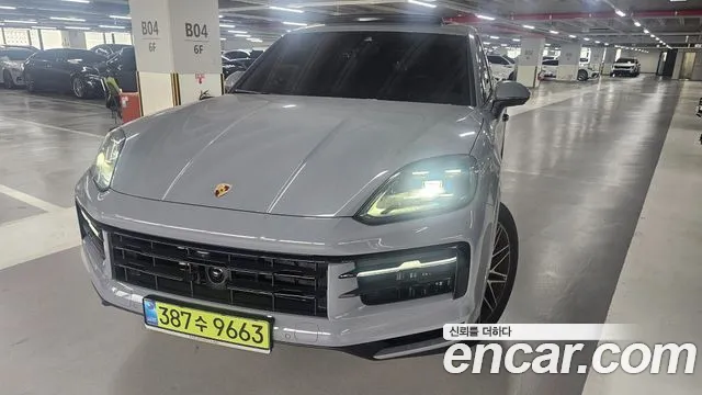 Porsche Cayenne 2024 — photo 1