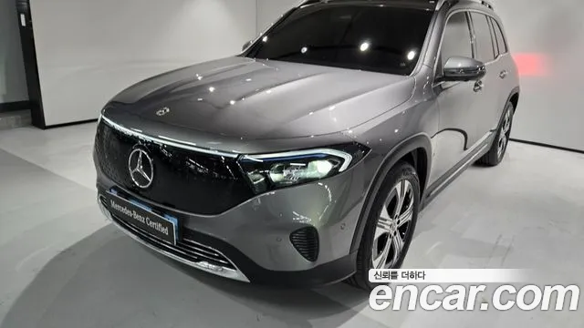 Mercedes-Benz EQB 2026 — photo 1