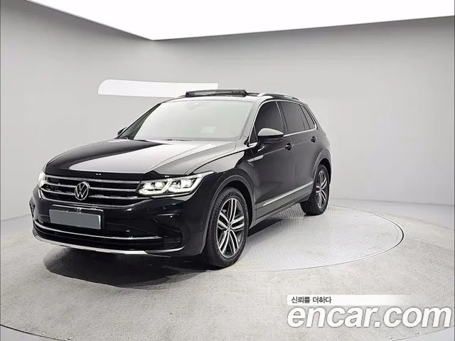 Volkswagen Tiguan 2023 — photo 1