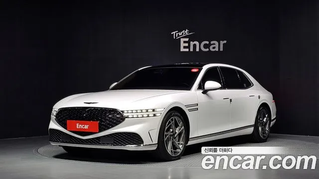 Genesis G90 2022 — photo 1