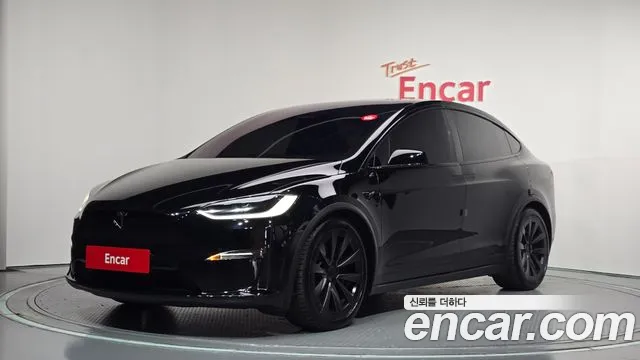 Tesla Model X 2023 — photo 1