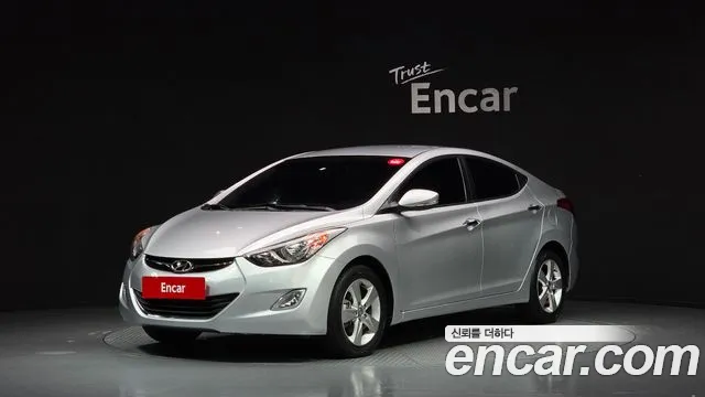 Hyundai AVANTE 2013 — photo 1