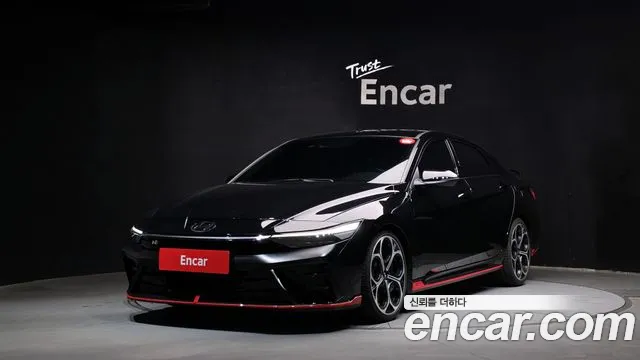 Hyundai AVANTE 2024 — photo 1