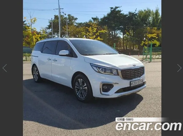 Kia Canival 2019 — photo 1