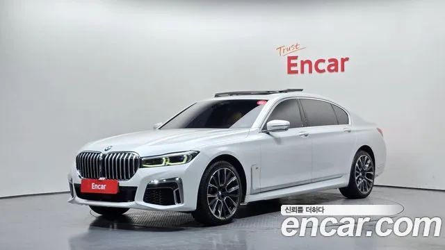 BMW 7-Series 2020 — photo 1