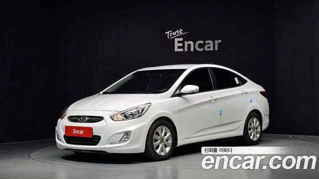 Hyundai Accent 2016 — photo 1
