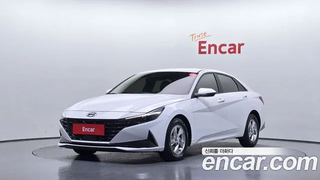 Hyundai AVANTE 2022 — photo 1