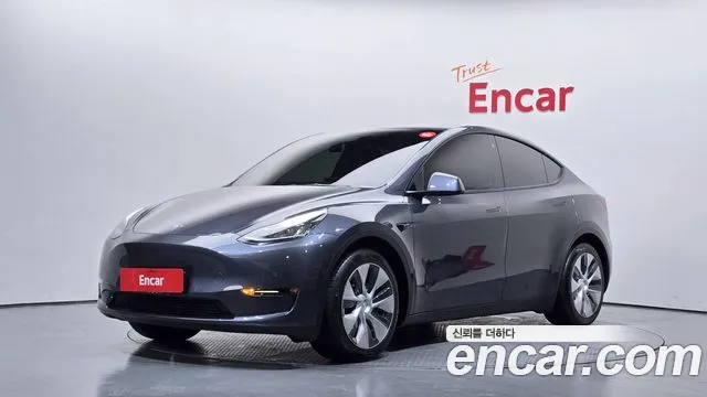 Tesla Model Y 2021 — photo 1