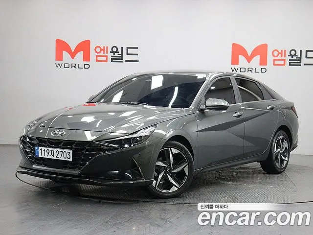 Hyundai AVANTE 2023 — photo 1