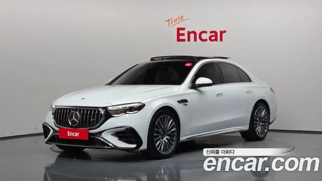 Mercedes-Benz E-Class 2026 — photo 1