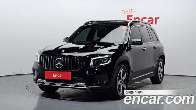 Mercedes-Benz GLB-Class 2020 — photo 1