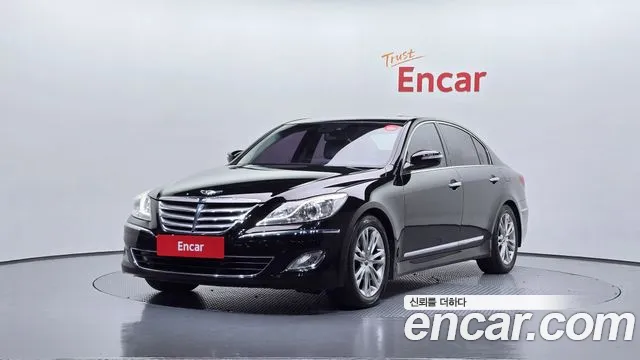 Hyundai Genesis 2012 — photo 1