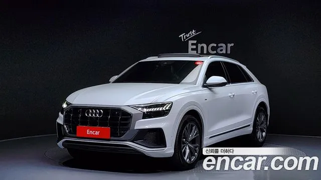 Audi Q8 2020 — photo 1