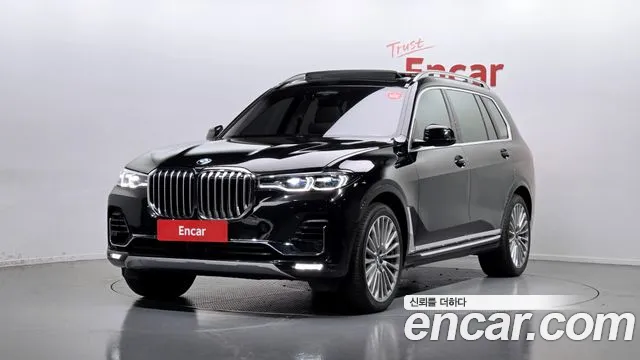 BMW X7 2022 — photo 1