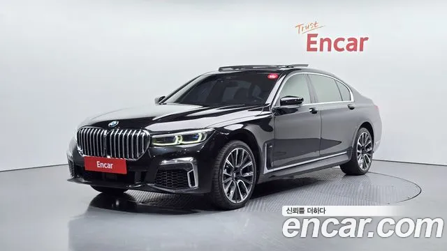 BMW 7-Series 2020 — photo 1