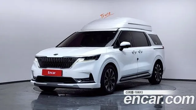 Kia Canival 2021 — photo 1