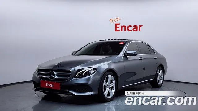 Mercedes-Benz E-Class 2017 — photo 1
