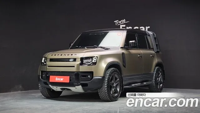 Land Rover Defender 2022 — photo 1