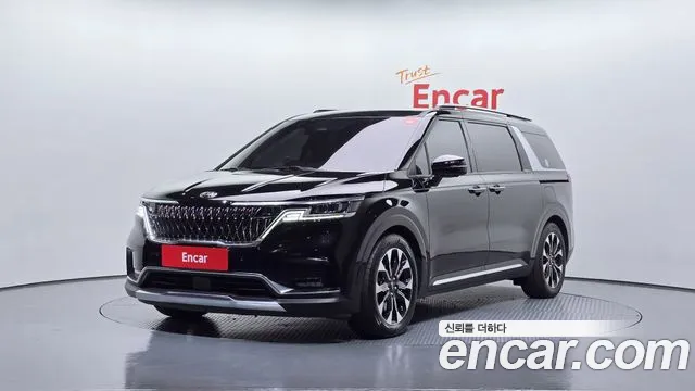 Kia Canival 2021 — photo 1